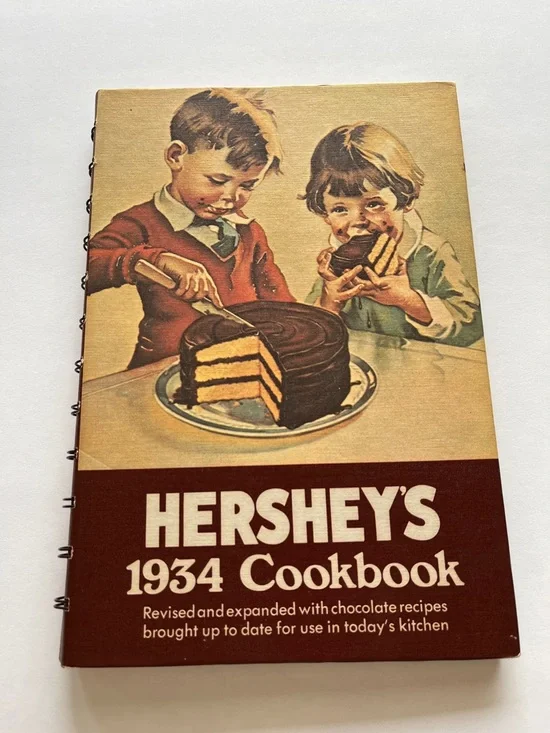Hershey's 1934 Cookbook Vintage Chocolate Recipe Book - Picture 1 of 3